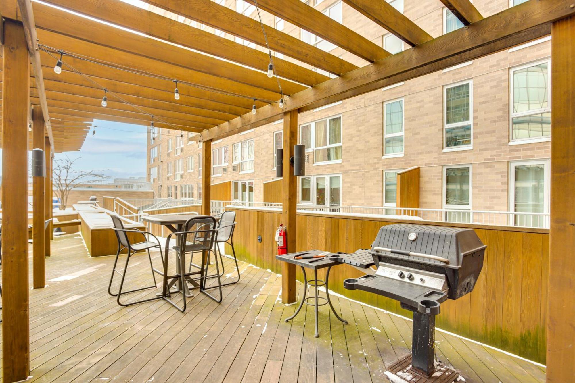 Updated Apt In Dtwn Minneapolis With Pool Access! Exterior photo